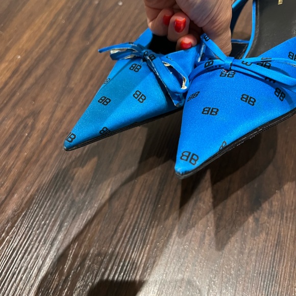 BALENCIAGA KNIFE MULES SIZE 36.5 BB LOGO SATIN ONLY USED TWO TIMES - Picture 3 of 9
